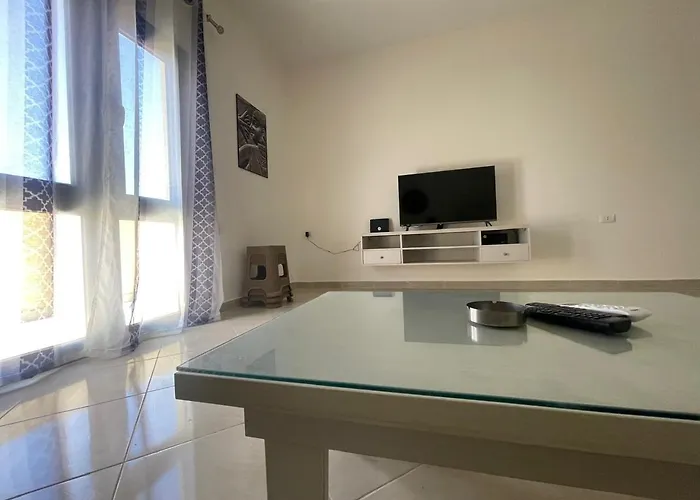 Bayt Hassan S19 - Super Spacious Roof One Bedroom *