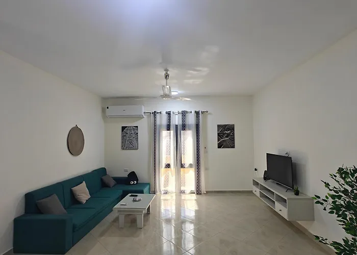 Bayt Hassan S19 - Super Spacious Roof One Bedroom الغردقة